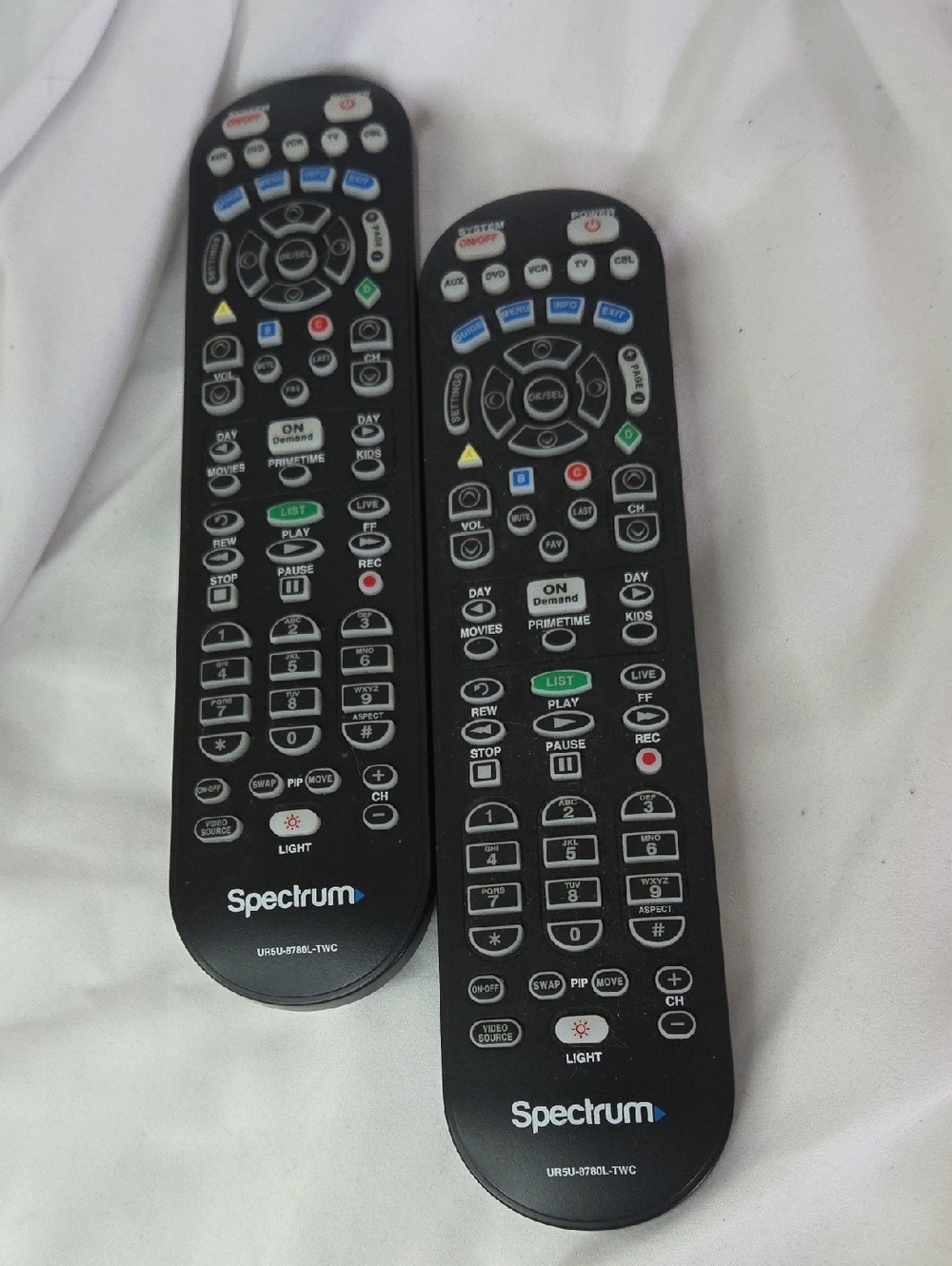 Spectrum TV Remote Control (2)  Replacement Cable Box Remotes UR5U-8780L-TWC